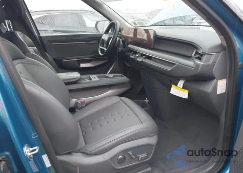 2024 Kia Ev9 Wind из США, поврежденный, VIN KNDAFFS53R6045930